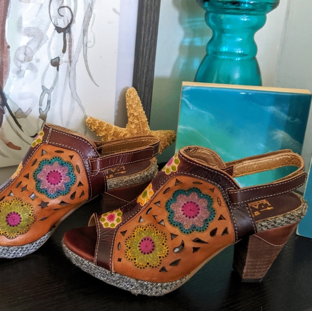 Spring step L'artiste Belen Sandals wedges heels
